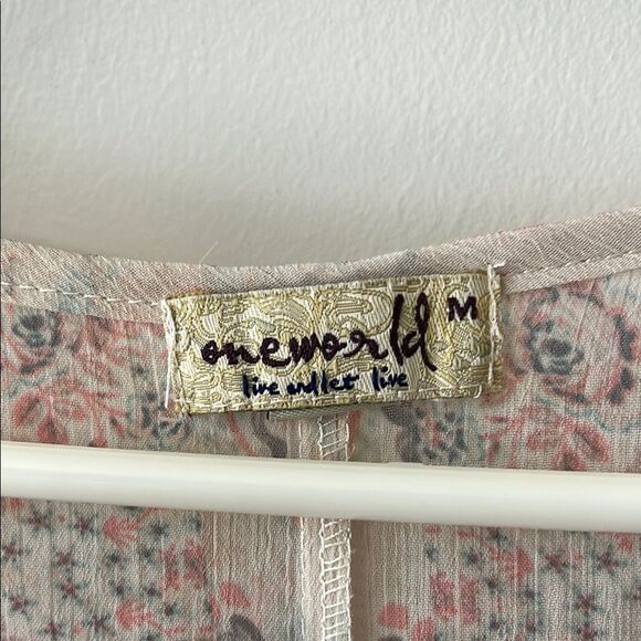 ONE WORLD Paisley Print Pancho Over Blouse Size M Gently used - Picture 2 of 5